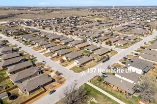 137 Hematite Ln, Jarrell, TX 76537 - Photo 33