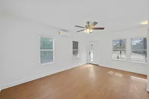 2201 Leon St, Austin, TX 78705 - Photo 3