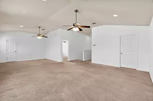2627 Garlic Creek Dr, Buda, TX 78610 - Photo 21