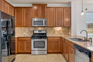 2627 Garlic Creek Dr, Buda, TX 78610 - Photo 5
