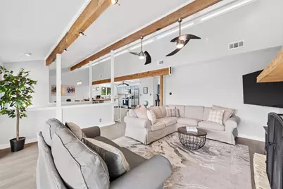 2711 Trail Of Madrones Street, Austin, TX 78746 - Photo 7