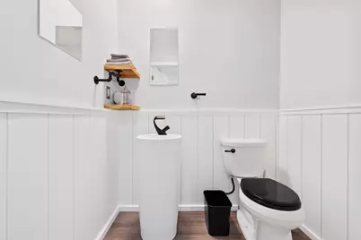 2711 Trail Of Madrones Street, Austin, TX 78746 - Photo 21