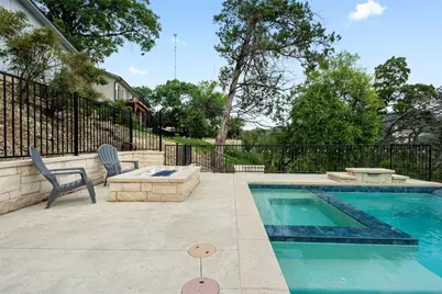 2711 Trail Of Madrones Street, Austin, TX 78746 - Photo 29