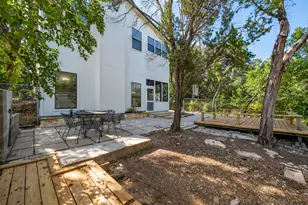 400 N Laurelwood Dr, Austin, TX 78733 - Photo 35