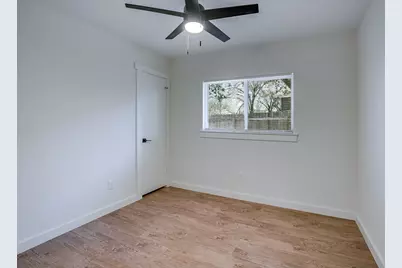 12910 Covington Trail, Austin, TX 78727 - Photo 15