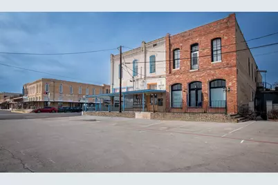 418 S Avenue D Avenue, Elgin, TX 78621 - Photo 11