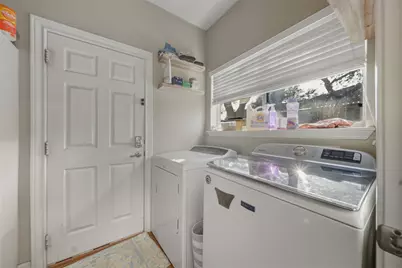 2207 Lauren Loop, Leander, TX 78641 - Photo 11