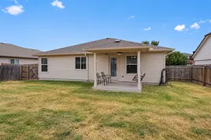 324 Almquist St, Hutto, TX 78634 - Photo 27