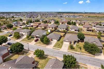 324 Almquist Street, Hutto, TX 78634 - Photo 35