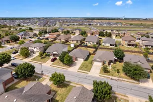 324 Almquist St, Hutto, TX 78634 - Photo 35
