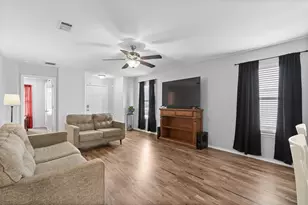 324 Almquist St, Hutto, TX 78634 - Photo 5