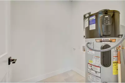 4127 E 12th Street #8, Austin, TX 78721 - Photo 25