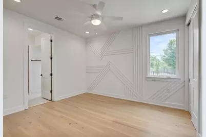 4127 E 12th Street #8, Austin, TX 78721 - Photo 17