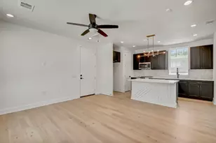 4127 E 12th St, Austin, TX 78721 - Photo 7