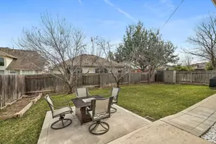 3803 Spyglass Cove, Round Rock, TX 78664 - Photo 27