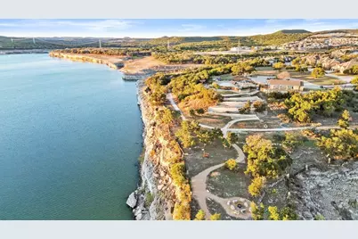 8512 Pine Muhly Drive, Lago Vista, TX 78645 - Photo 3