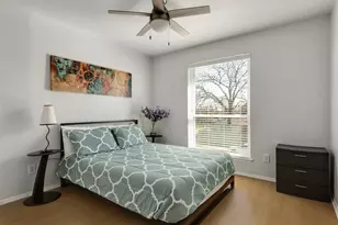 2401 Manor Rd, Austin, TX 78722 - Photo 5