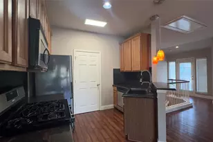 1900 Scofield Ridge Pkwy, Austin, TX 78727 - Photo 3