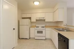 903 Taulbee Ln, Austin, TX 78757 - Photo 5