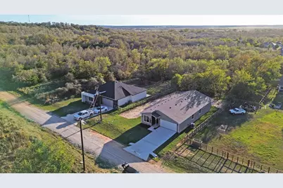 151 Kawainui Lane, Bastrop, TX 78602 - Photo 35