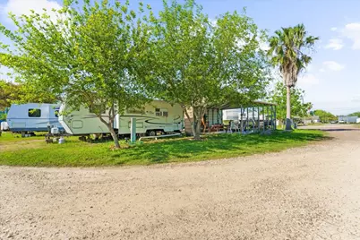 115 N Byers Street, Port O'Connor, TX 77982 - Photo 9