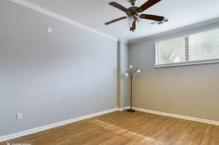 2502 Leon St, Austin, TX 78705 - Photo 5