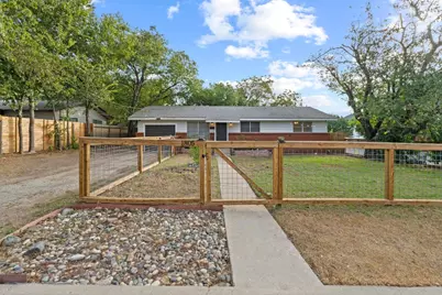 1805 Vine Street, Georgetown, TX 78626 - Photo 1