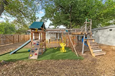 1805 Vine Street, Georgetown, TX 78626 - Photo 23