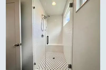 4601 Kitty Avenue #B, Austin, TX 78721 - Photo 9