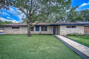 2001 Oakglen Dr, Austin, TX 78745 - Photo 1