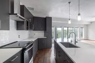 6444 Burnet Rd, Austin, TX 78757 - Photo 15