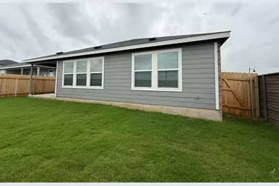 117 Alamito Avenue, Kyle, TX 78640 - Photo 31