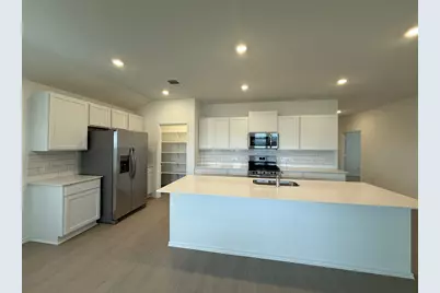 117 Alamito Avenue, Kyle, TX 78640 - Photo 17