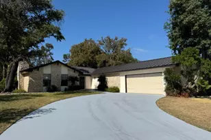 310 Big Spur N, Horseshoe Bay, TX 78657 - Photo 1