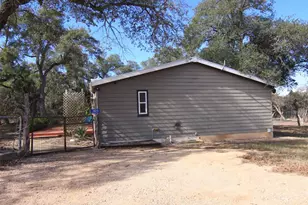 2023 Harmon Hills Rd, Dripping Springs, TX 78620 - Photo 25