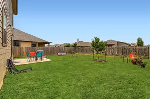 405 Thunder Valley Trl, Georgetown, TX 78626 - Photo 9