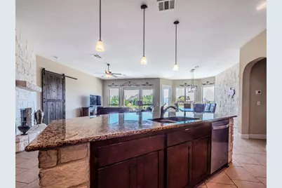 108 Buffalo Speedway, Liberty Hill, TX 78642 - Photo 9