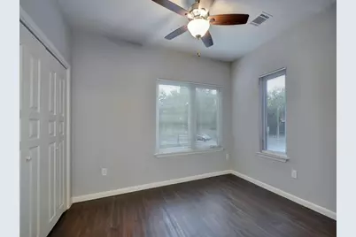 2822 Rio Grande Street #302, Austin, TX 78705 - Photo 11