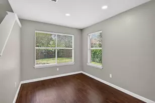 7601 Windrush Dr, Austin, TX 78729 - Photo 13