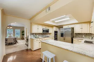 8104 East Ct, Austin, TX 78759 - Photo 15