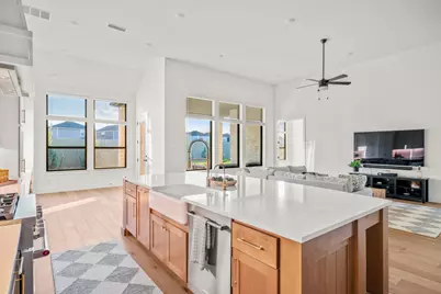 511 Irvine Circle, Liberty Hill, TX 78642 - Photo 9