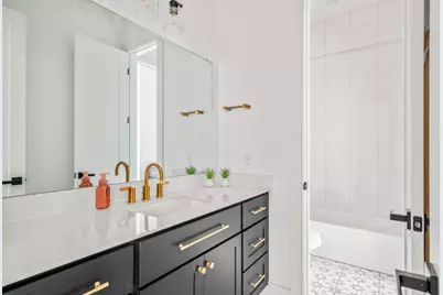 511 Irvine Circle, Liberty Hill, TX 78642 - Photo 25