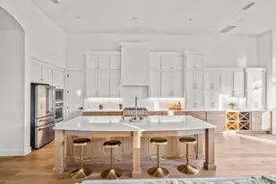 511 Irvine Cir, Liberty Hill, TX 78642 - Photo 7