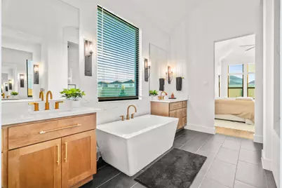 511 Irvine Circle, Liberty Hill, TX 78642 - Photo 19