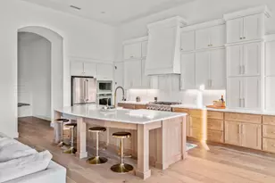 511 Irvine Cir, Liberty Hill, TX 78642 - Photo 9