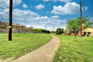 11901 Swearingen Dr, Austin, TX 78758 - Photo 23