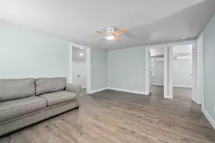 248 Post Oak Ln, Rockport, TX 78382 - Photo 5