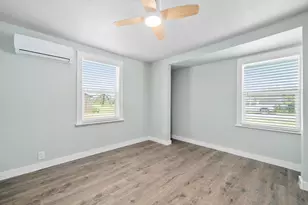 248 Post Oak Ln, Rockport, TX 78382 - Photo 15