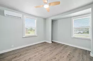 248 Post Oak Ln, Rockport, TX 78382 - Photo 15