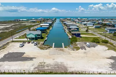 248 Post Oak Lane, Rockport, TX 78382 - Photo 37